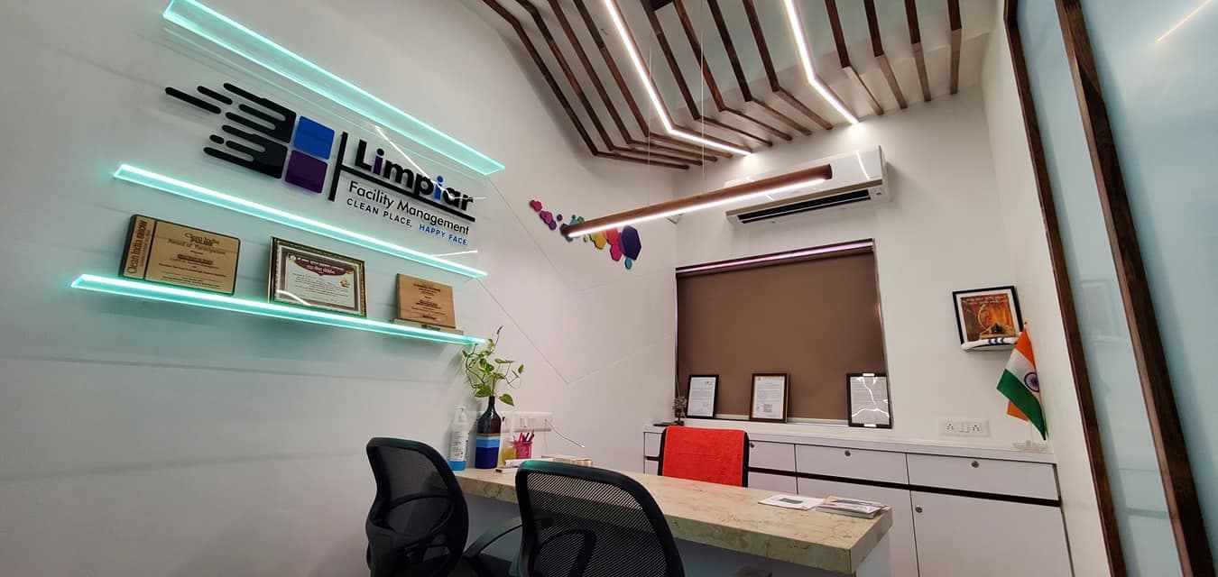 Limpair Office - Modern office exterior